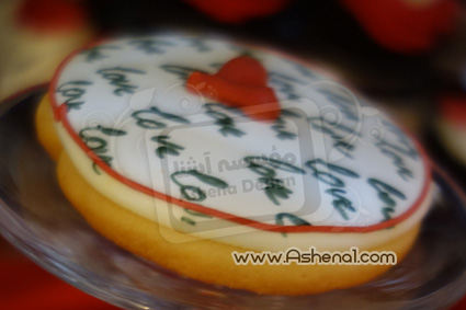 بیسکوییت Love  با طراحی تم ولنتاین
